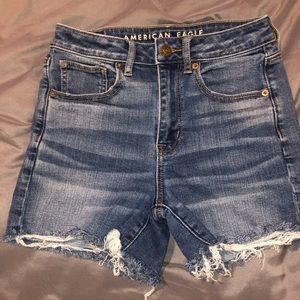 super stretchy high-waisted shorts
